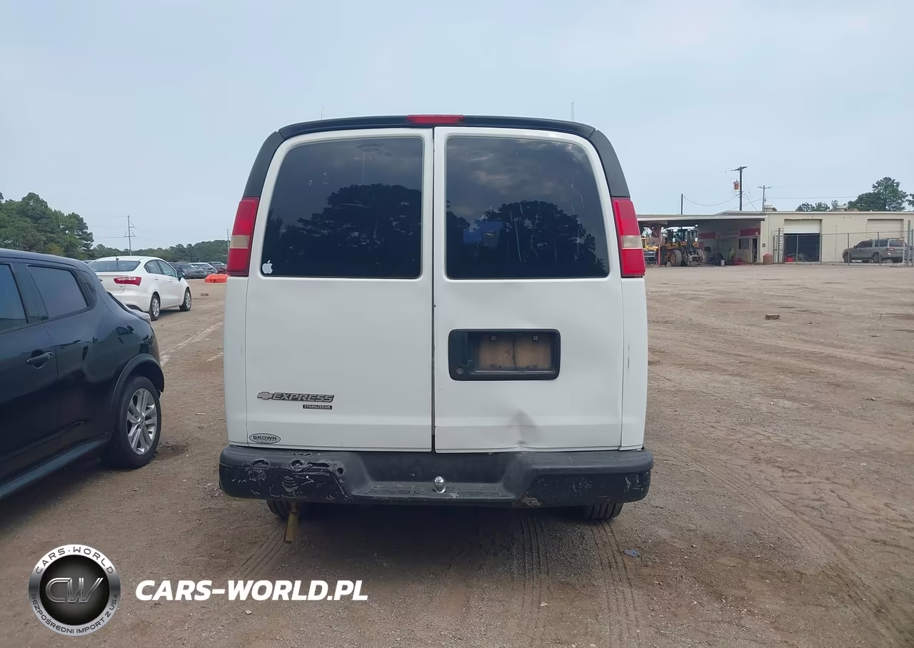 2015 Chevrolet Express 2500 Work Van VIN:1GCWGGFF2F1220429 - 16