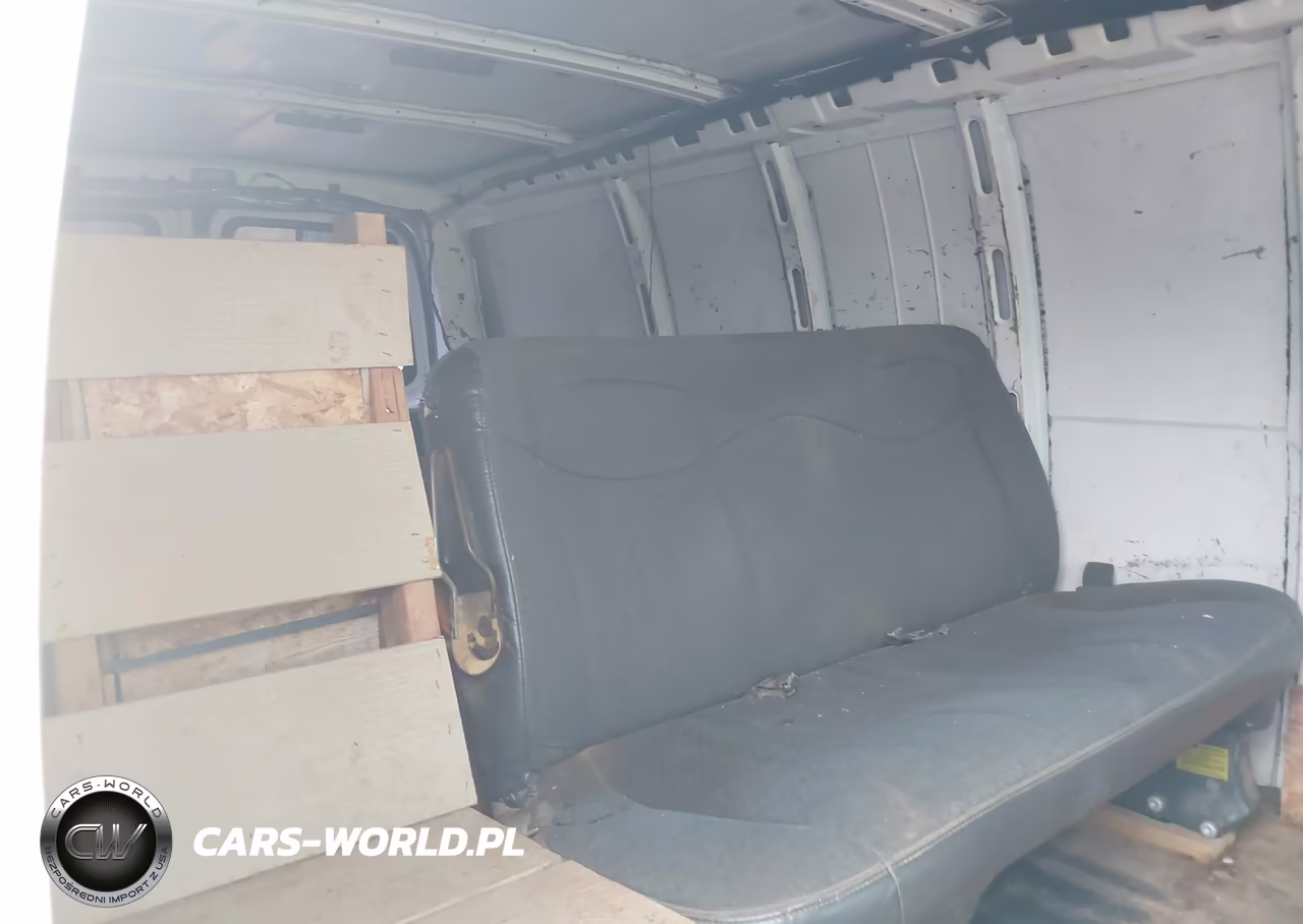 2015 Chevrolet Express 2500 Work Van VIN:1GCWGGFF2F1220429 - 8