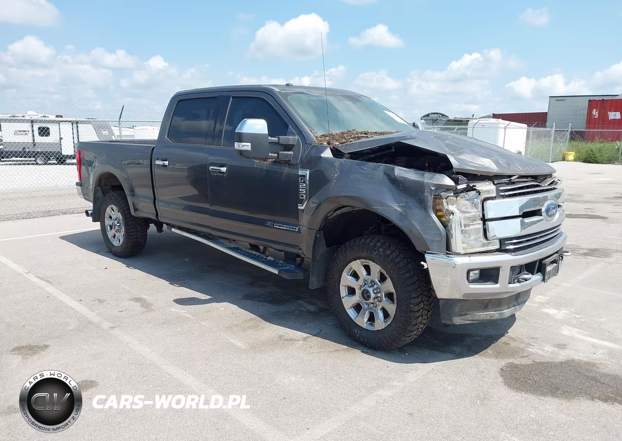 2018 Ford F-250 Lariat – zdjęcie 1 z 16