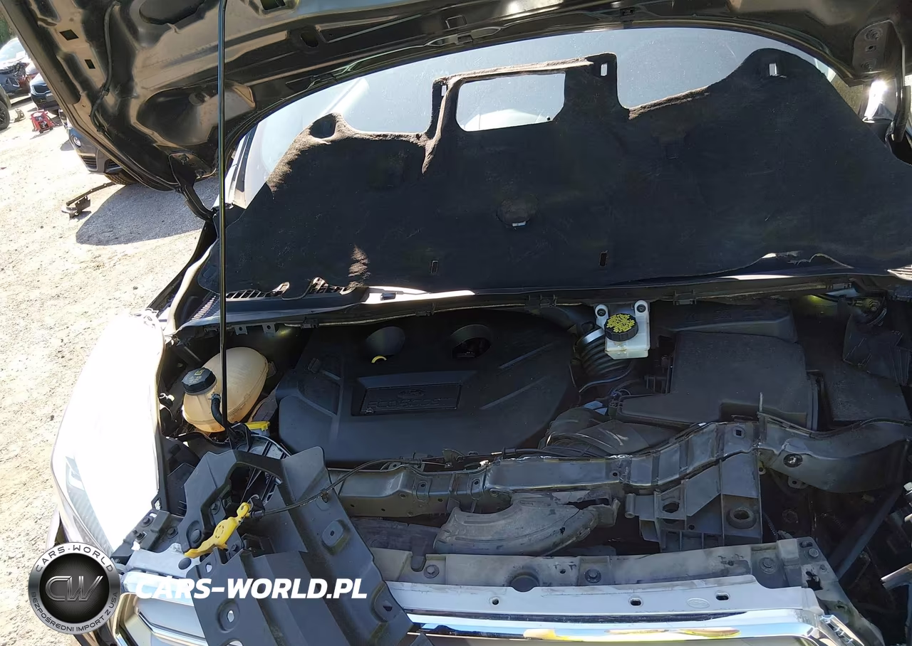 2018 Ford Escape Titanium VIN:1FMCU0J95JUB82556 - 10