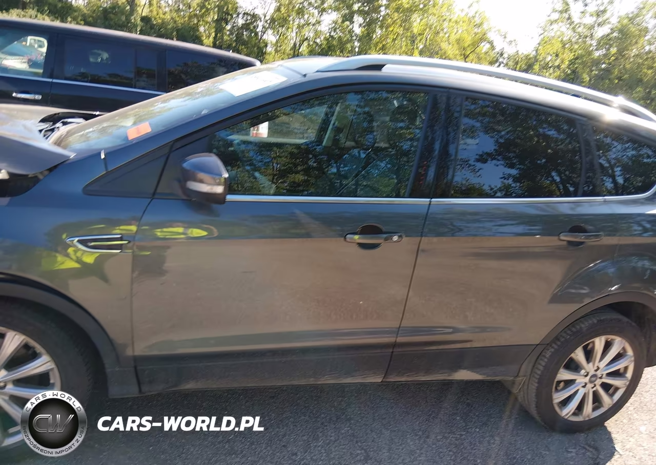 2018 Ford Escape Titanium VIN:1FMCU0J95JUB82556 - 14