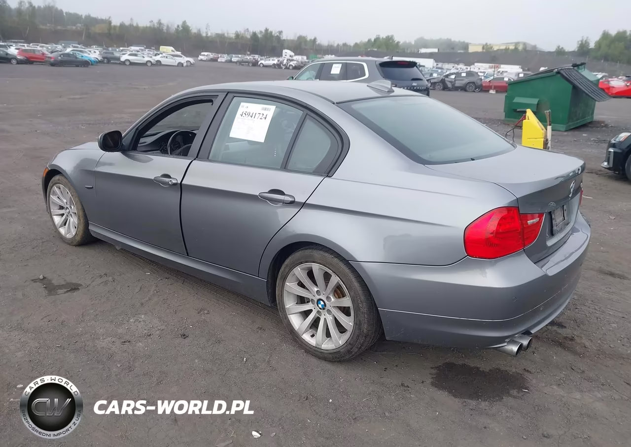 2011 BMW 328I xDrive VIN:WBAPK7C53BA773404 - 3