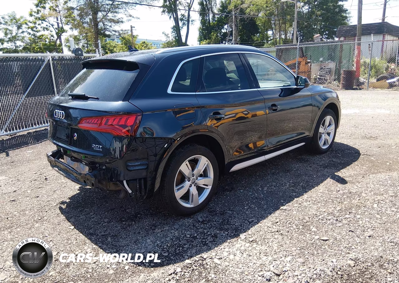 2018 Audi Q5 2.0T Premium-2.0T Tech Premium VIN:WA1BNBFY8J2234597 - 4