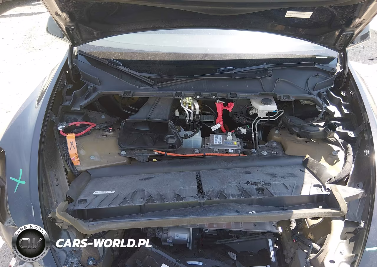 2024 Tesla Model Y Long Range Dual Motor All-Wheel Drive VIN:7SAYGAEE9RF090680 - 10