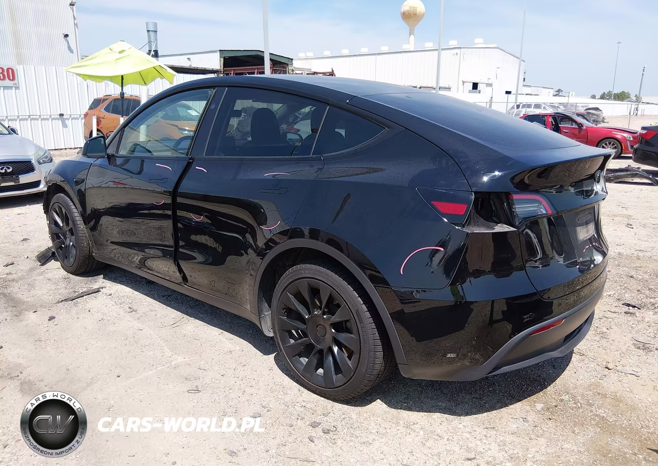 2024 Tesla Model Y Long Range Dual Motor All-Wheel Drive VIN:7SAYGAEE9RF090680 - 3