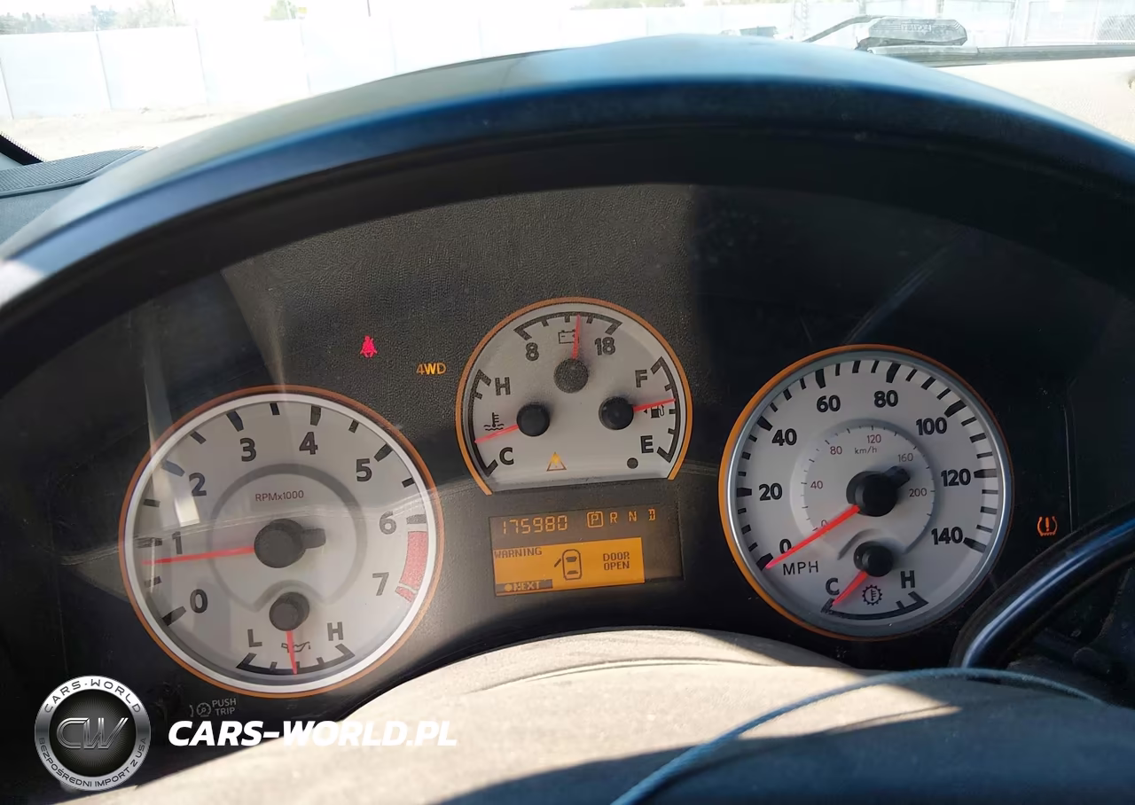 2008 Nissan Titan Pro-4X VIN:1N6BA07CX8N321755 - 7