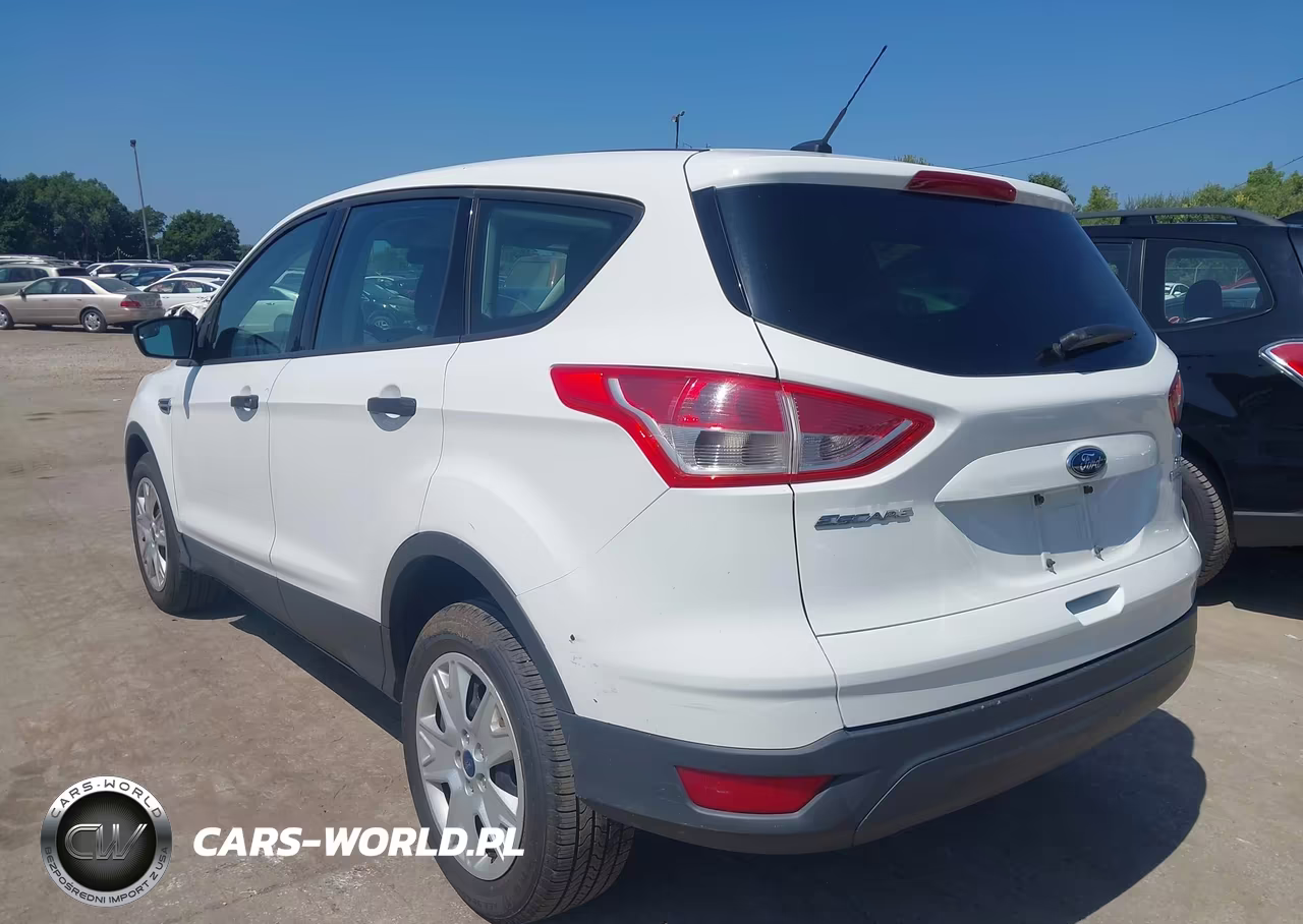 2013 Ford Escape S VIN:1FMCU0F73DUA30254 - 3