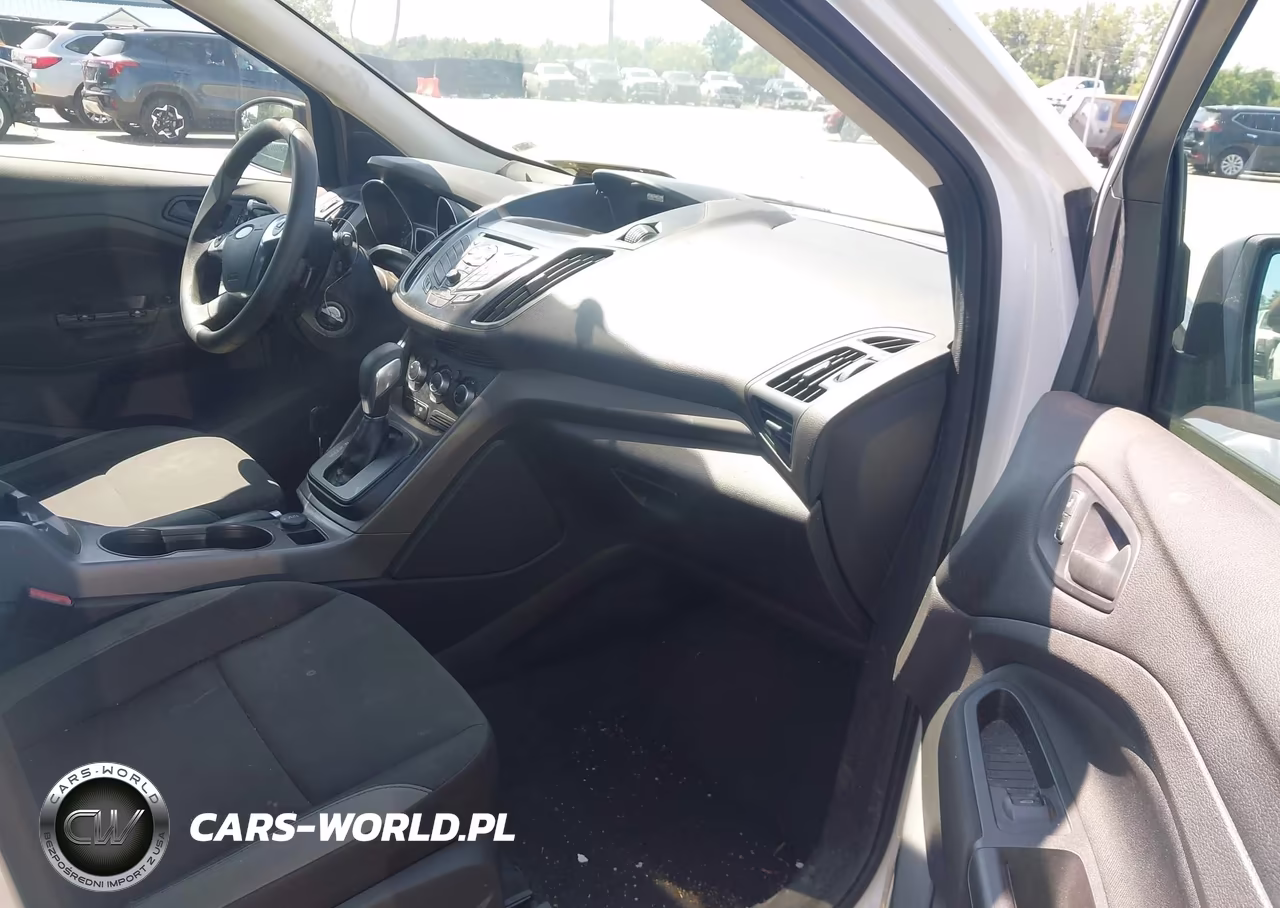 2013 Ford Escape S VIN:1FMCU0F73DUA30254 - 5