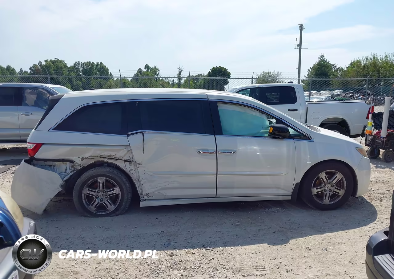 2012 Honda Odyssey Touring-Touring Elite VIN:5FNRL5H9XCB056967 - 13