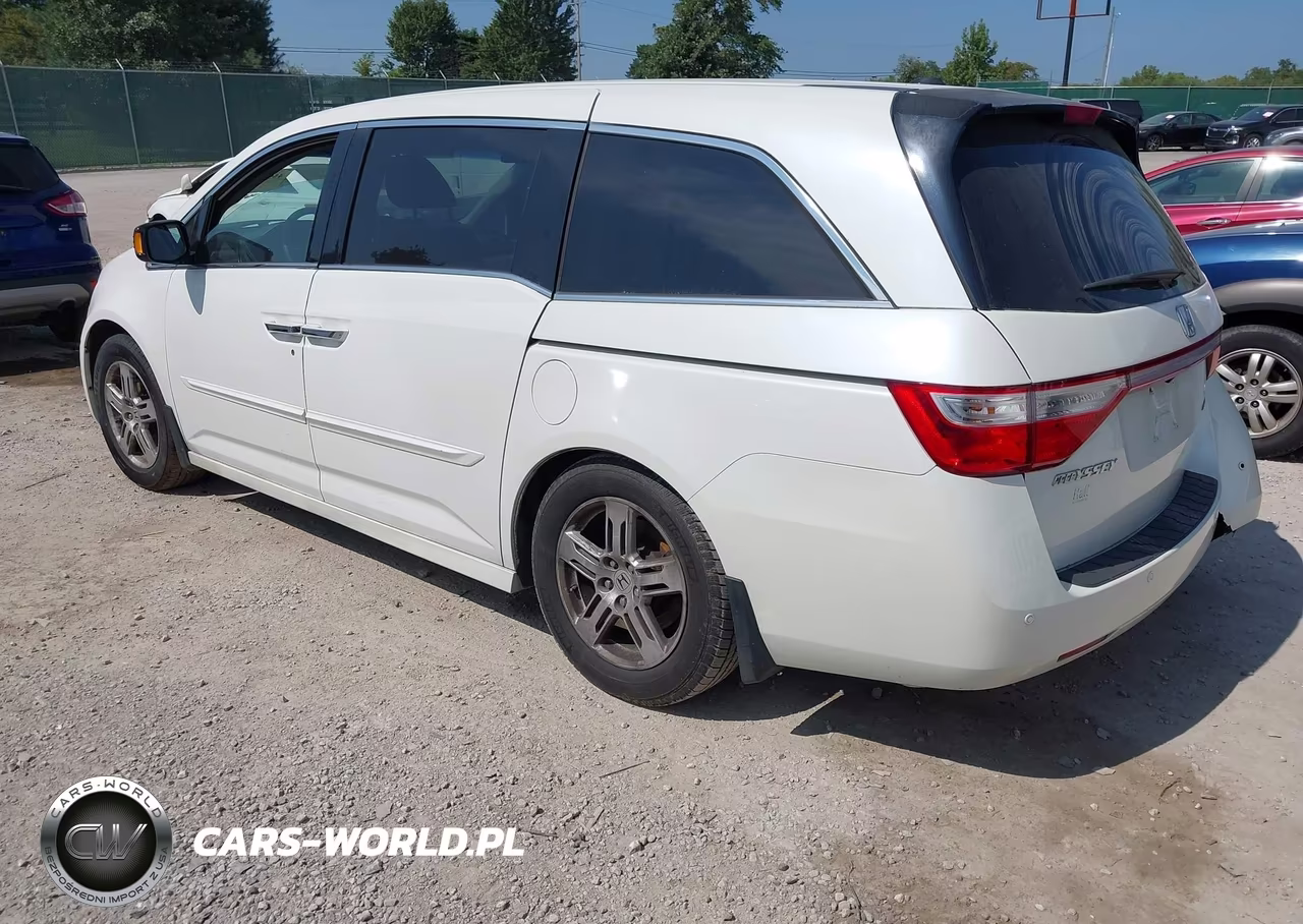 2012 Honda Odyssey Touring-Touring Elite VIN:5FNRL5H9XCB056967 - 3