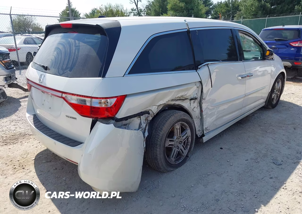 2012 Honda Odyssey Touring-Touring Elite VIN:5FNRL5H9XCB056967 - 4