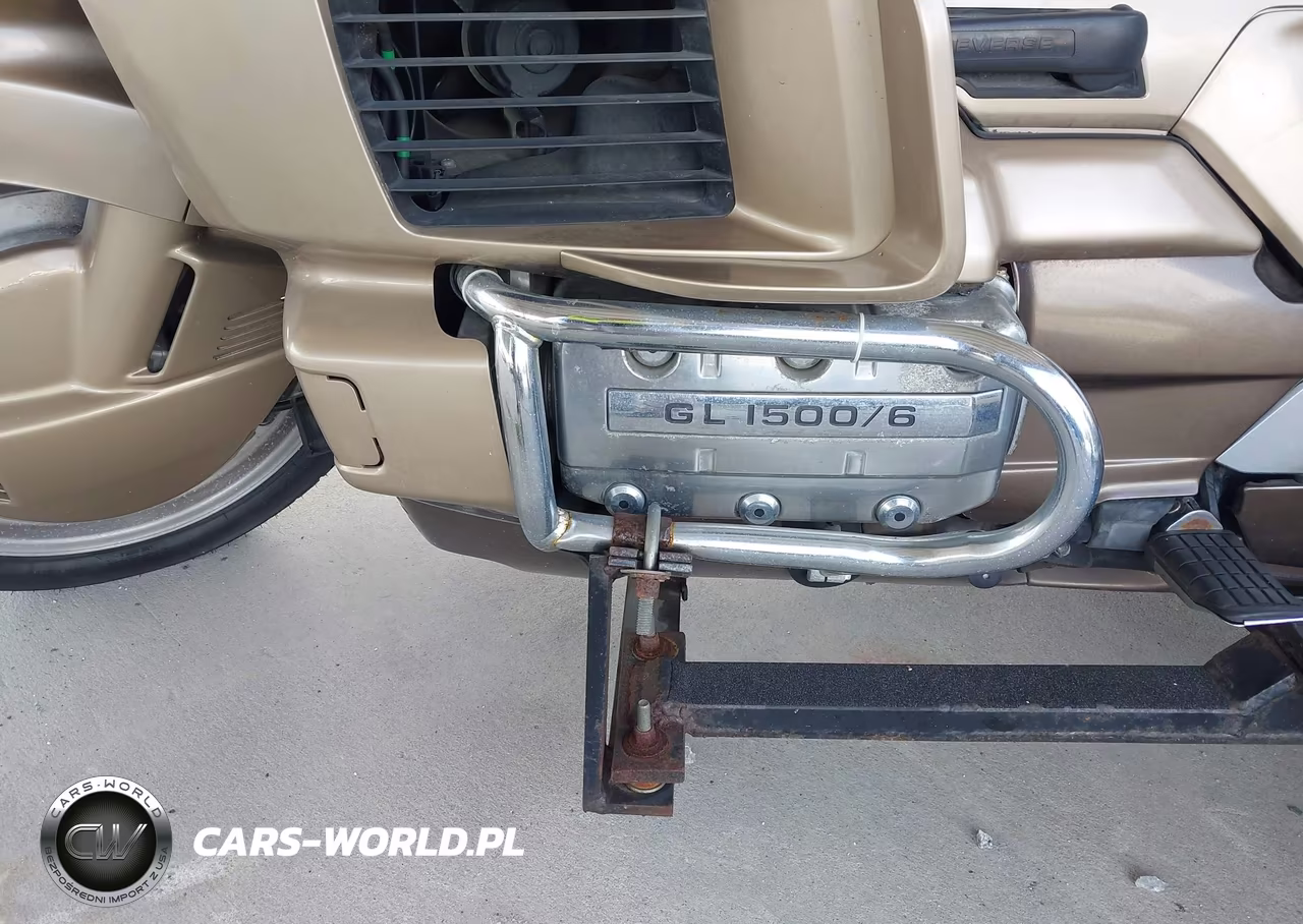 1989 Honda Gl1500 VIN:1HFSC2205KA100039 - 9