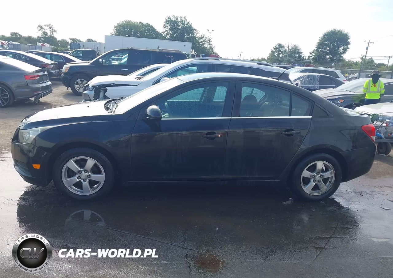 CHEVROLET CRUZE VIN:1G1PC5SB5D7298343 - 14