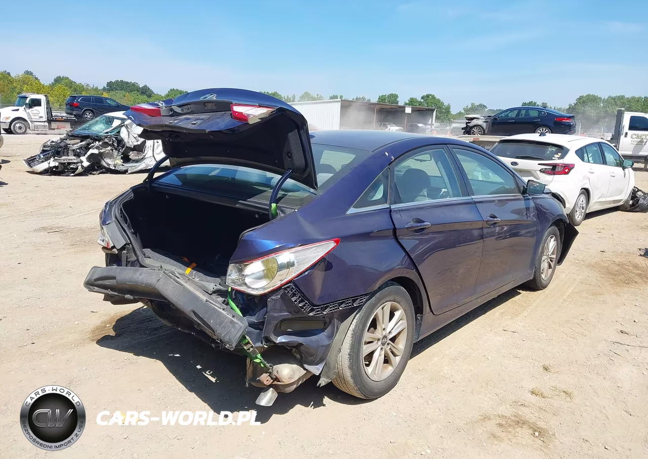 2013 Hyundai Sonata Gls VIN:5NPEB4AC2DH537347 - 4