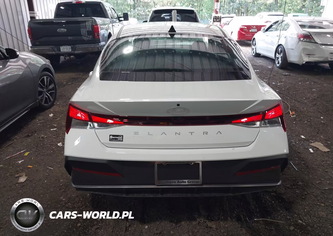 2026 Hyundai Elantra Se VIN:KMHLL4DG9TU217770 - 16