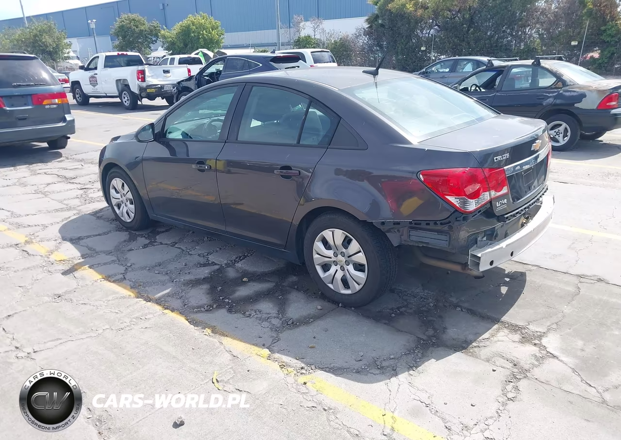 2014 Chevrolet Cruze Ls Auto VIN:1G1PA5SHXE7250767 - 3