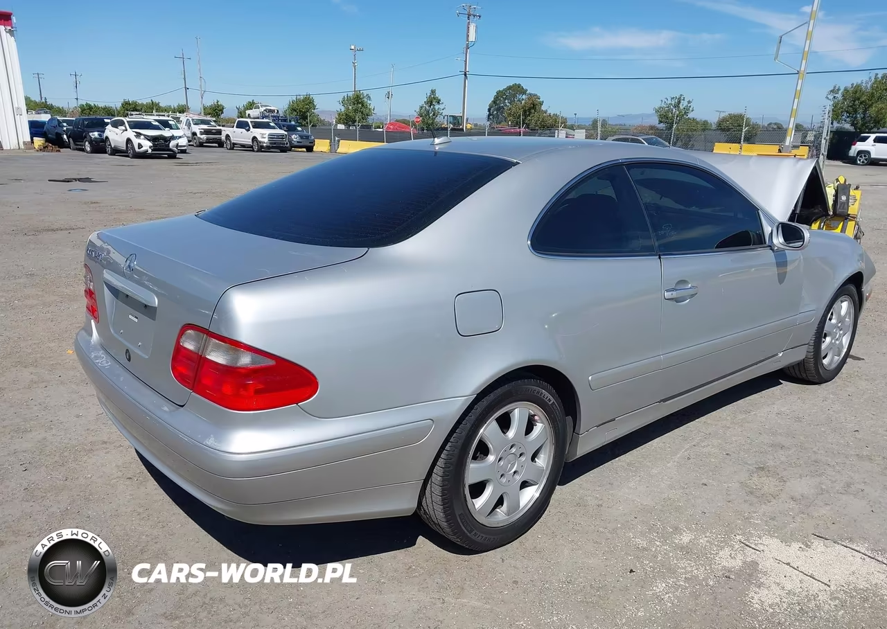 2000 Mercedes-Benz Clk 320 VIN:WDBLJ65G6YF126406 - 4