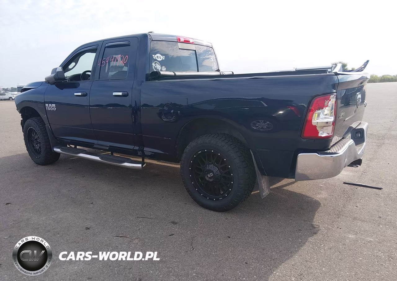 2015 Ram 1500 Big Horn VIN:1C6RR7GT3FS764015 - 3
