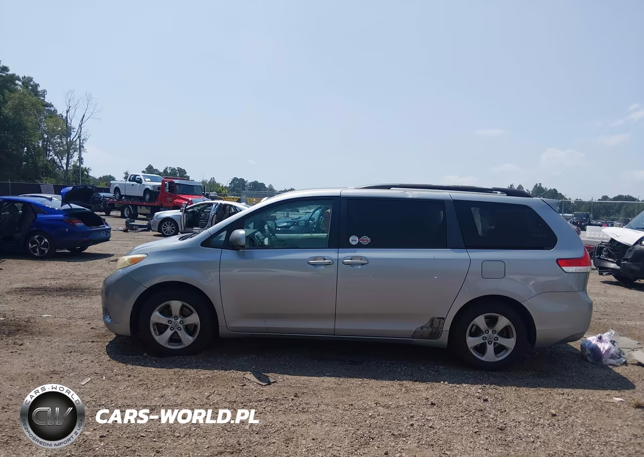 2012 Toyota Sienna Le V6 8 Passenger VIN:5TDKK3DC8CS202434 - 15