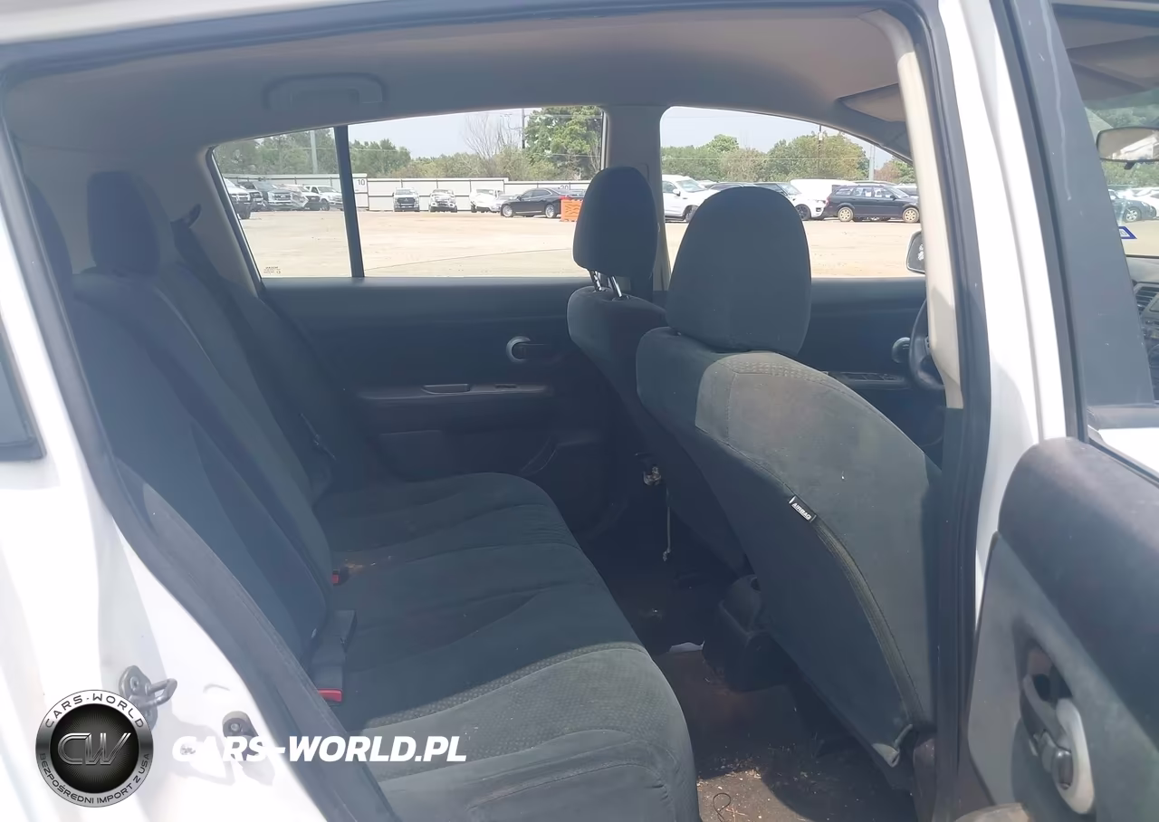 2011 Nissan Versa 1.8S VIN:3N1BC1CP5BL392125 - 8