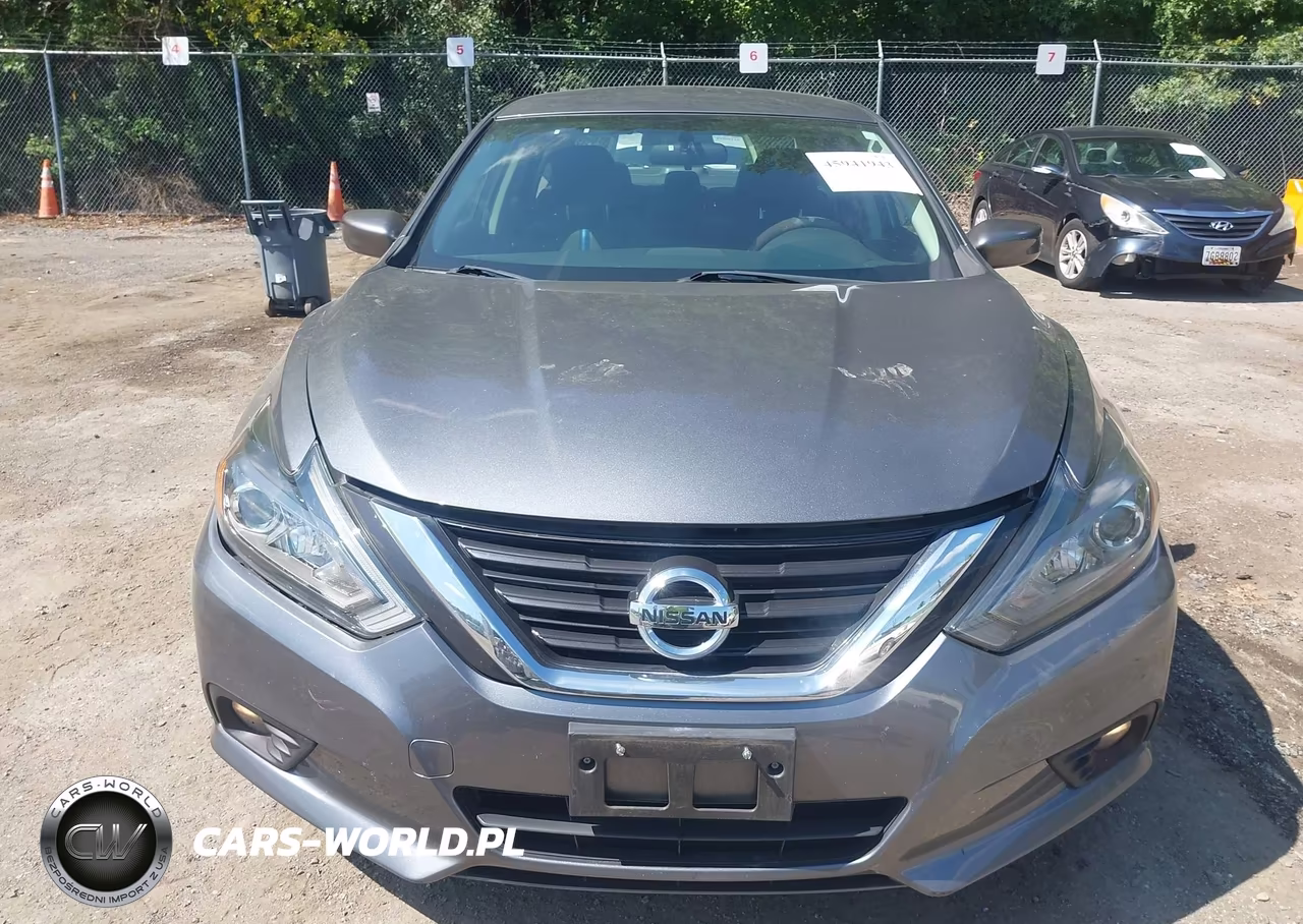 2018 Nissan Altima 2.5 Sr VIN:1N4AL3AP6JC275533 - 12