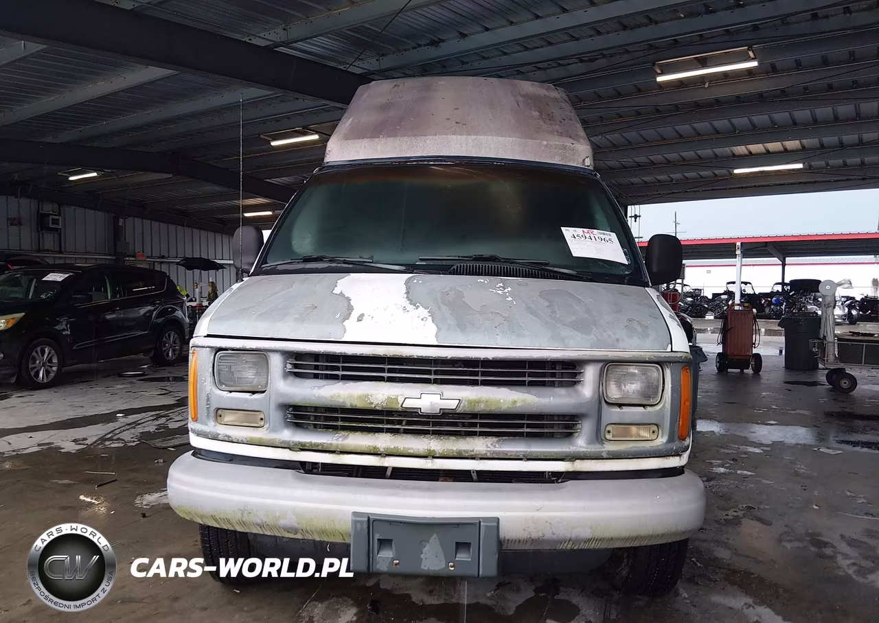 2002 Chevrolet Express Van VIN:1GAHG39R821123858 - 6