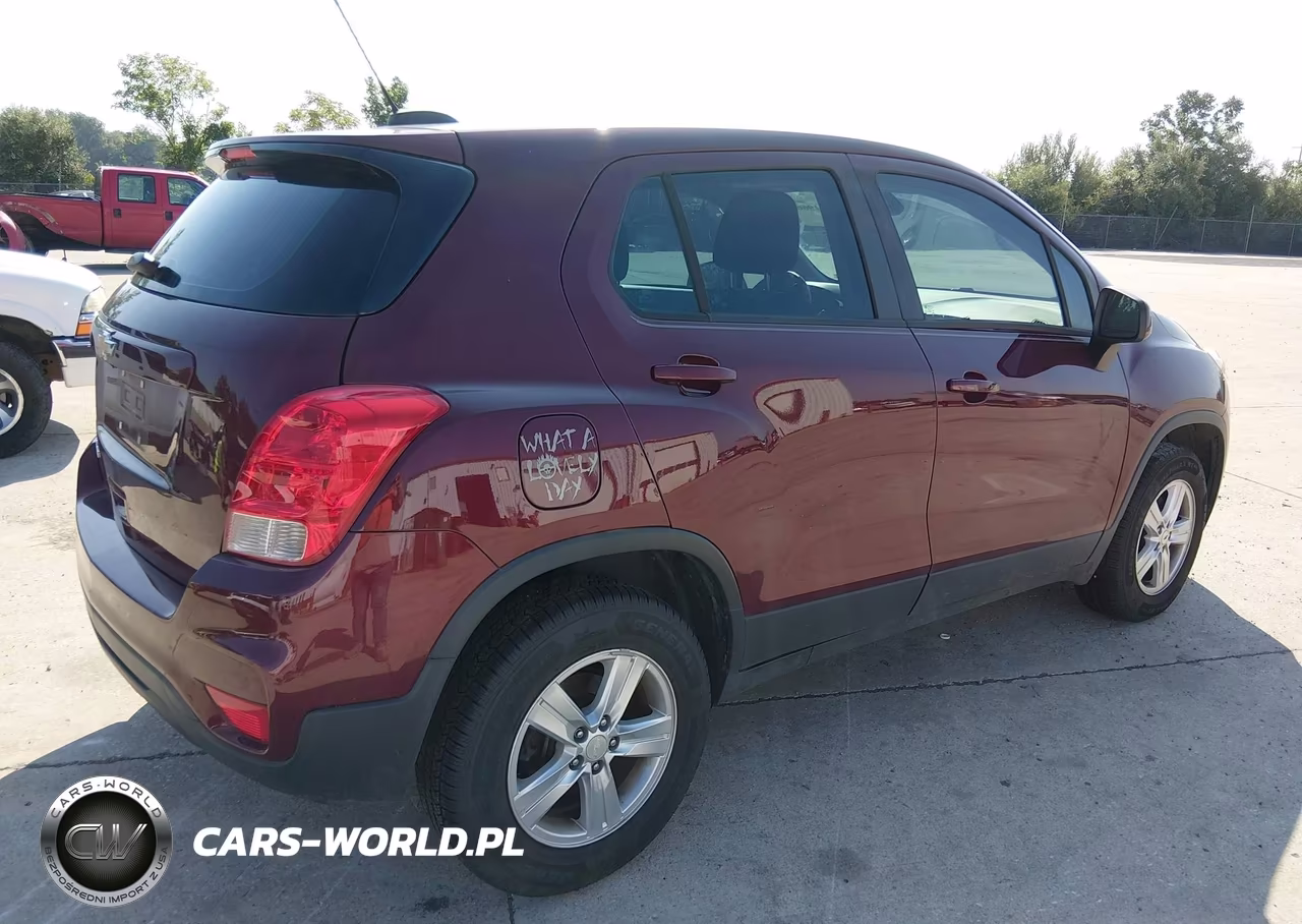 2017 Chevrolet Trax Ls VIN:3GNCJNSB6HL266179 - 4