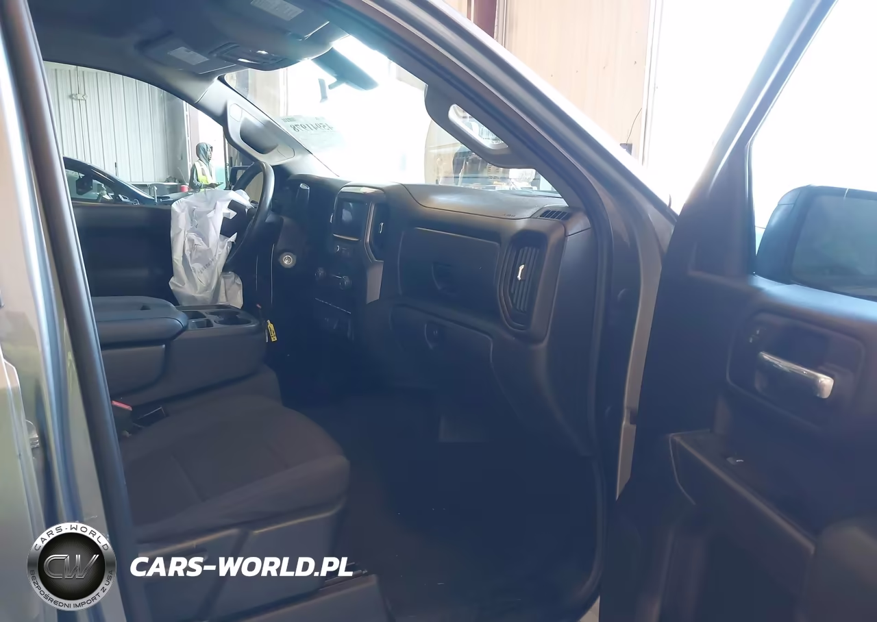 2021 Chevrolet Silverado 1500 4Wd Short Bed Custom VIN:3GCPYBEK1MG330518 - 5