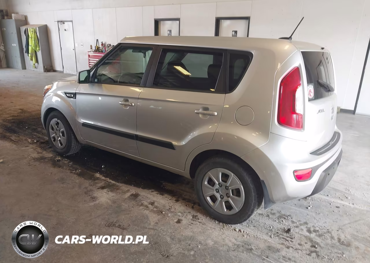 2012 Kia Soul VIN:KNDJT2A5XC7458335 - 3