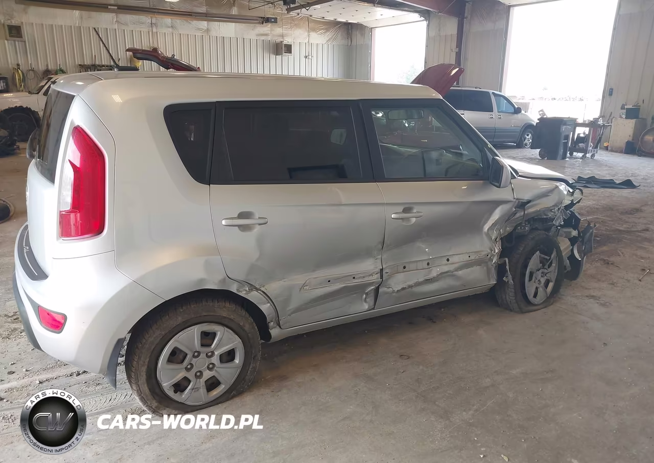 2012 Kia Soul VIN:KNDJT2A5XC7458335 - 6
