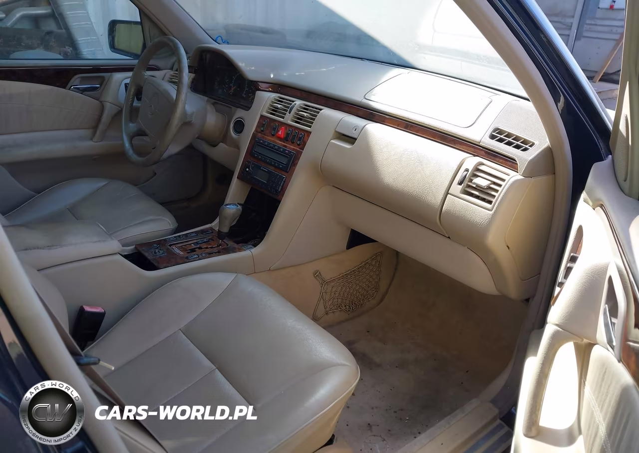 1999 Mercedes-Benz E 320 VIN:WDBJH65FXXA860729 - 5