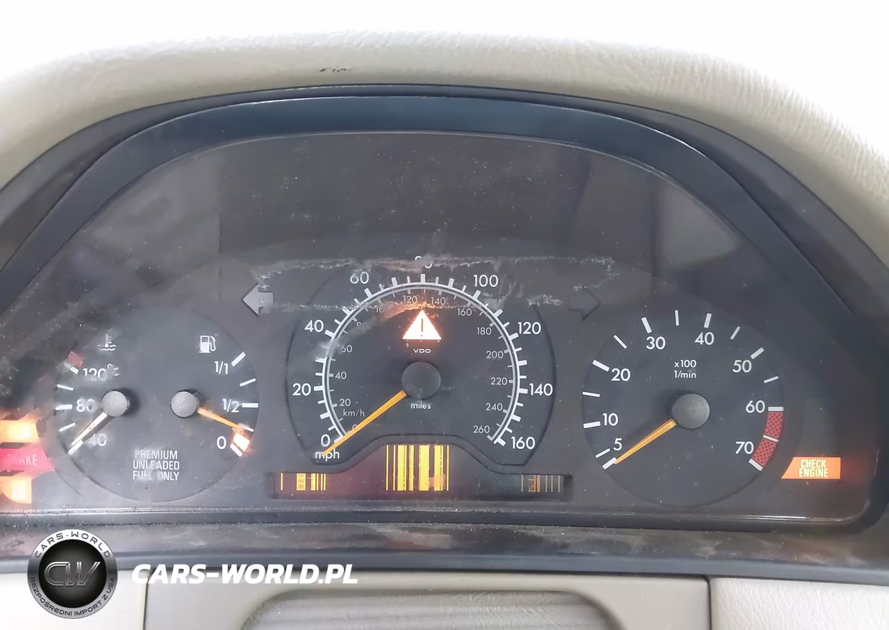 1999 Mercedes-Benz E 320 VIN:WDBJH65FXXA860729 - 7