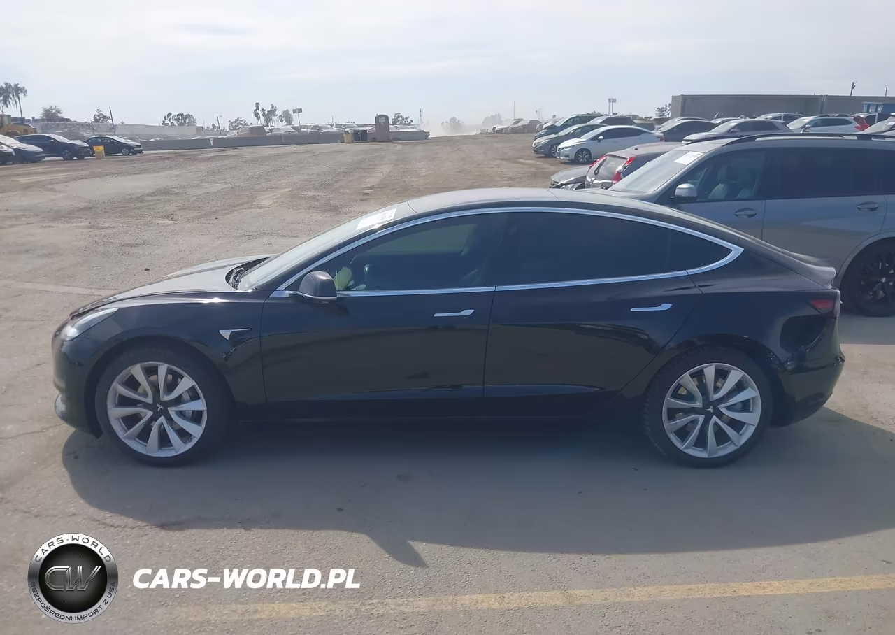 2018 Tesla Model 3 Long Range-Mid Range VIN:5YJ3E1EA1JF075850 - 13