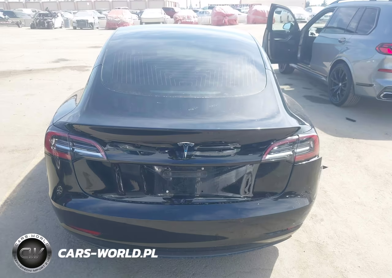 2018 Tesla Model 3 Long Range-Mid Range VIN:5YJ3E1EA1JF075850 - 15