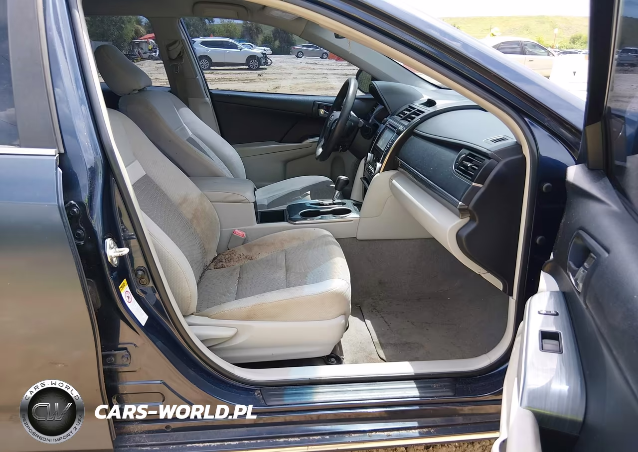 2014 Toyota Camry Hybrid Le VIN:4T1BD1FK9EU138921 - 5