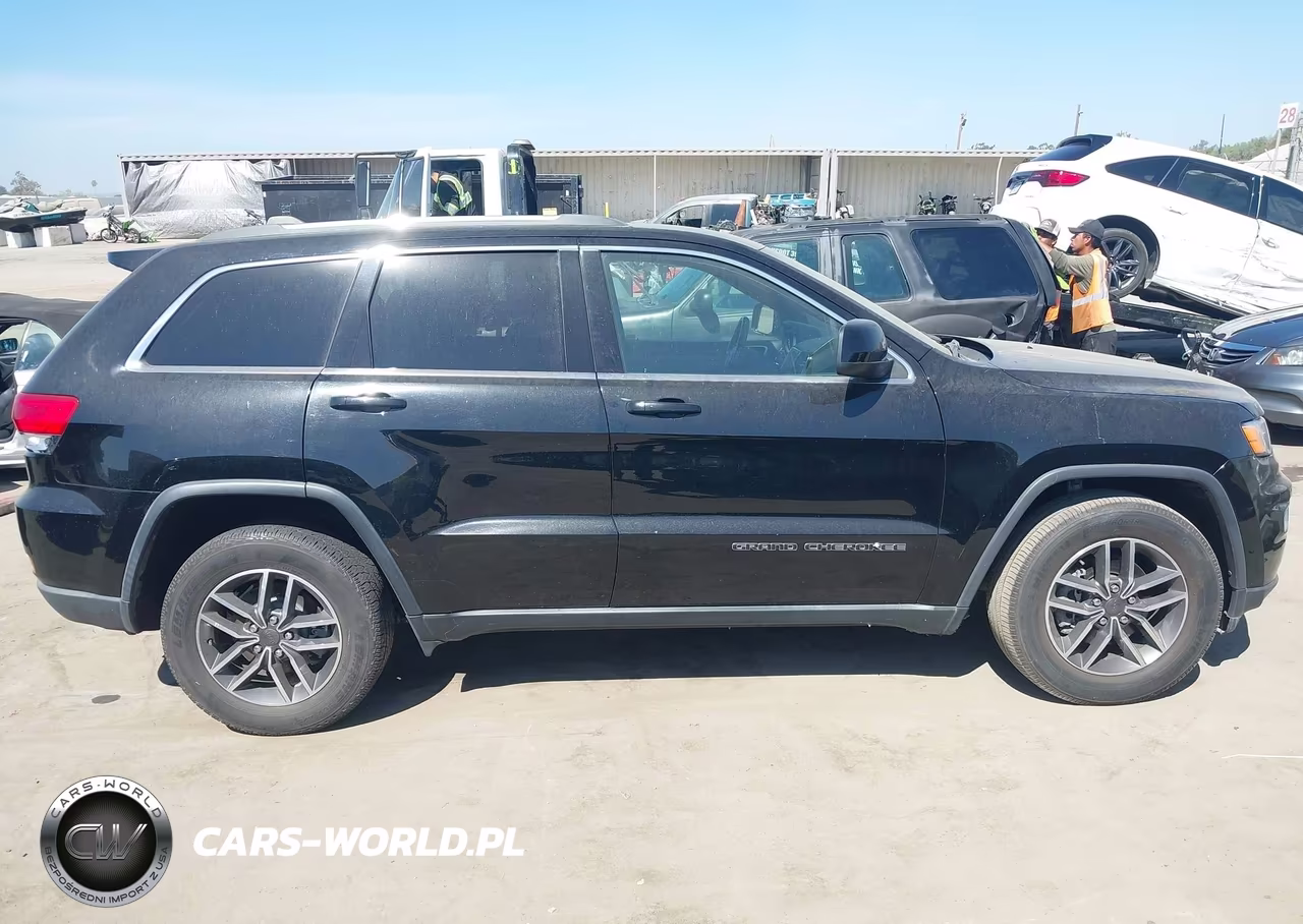 2019 Jeep Grand Cherokee Laredo E 4X2 VIN:1C4RJEAG3KC615169 - 13