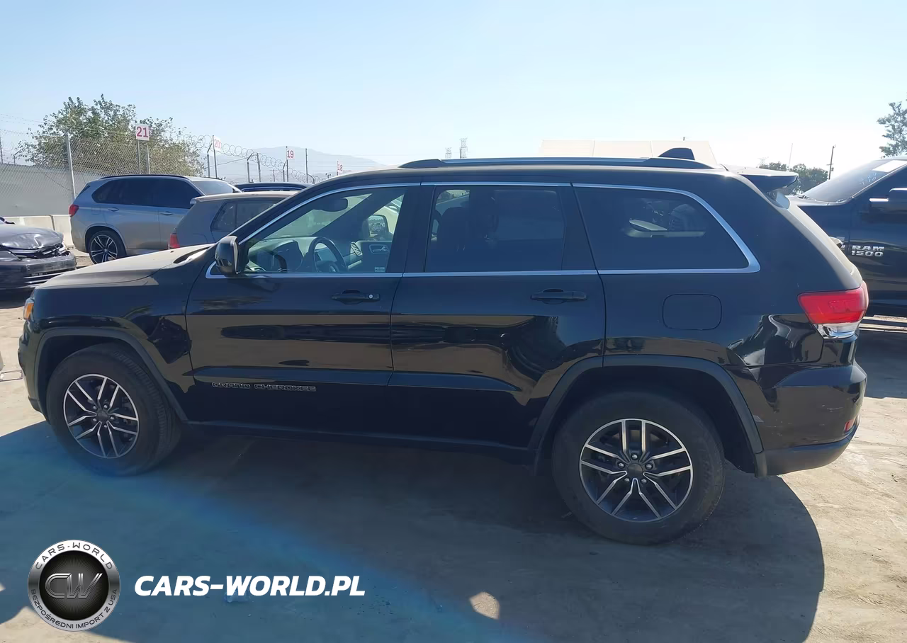 2019 Jeep Grand Cherokee Laredo E 4X2 VIN:1C4RJEAG3KC615169 - 14