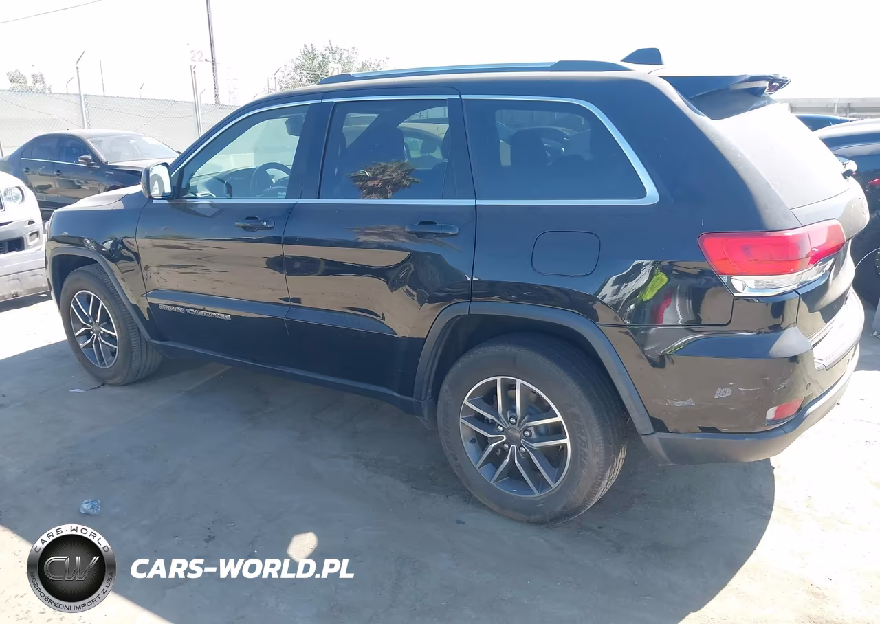 2019 Jeep Grand Cherokee Laredo E 4X2 VIN:1C4RJEAG3KC615169 - 3