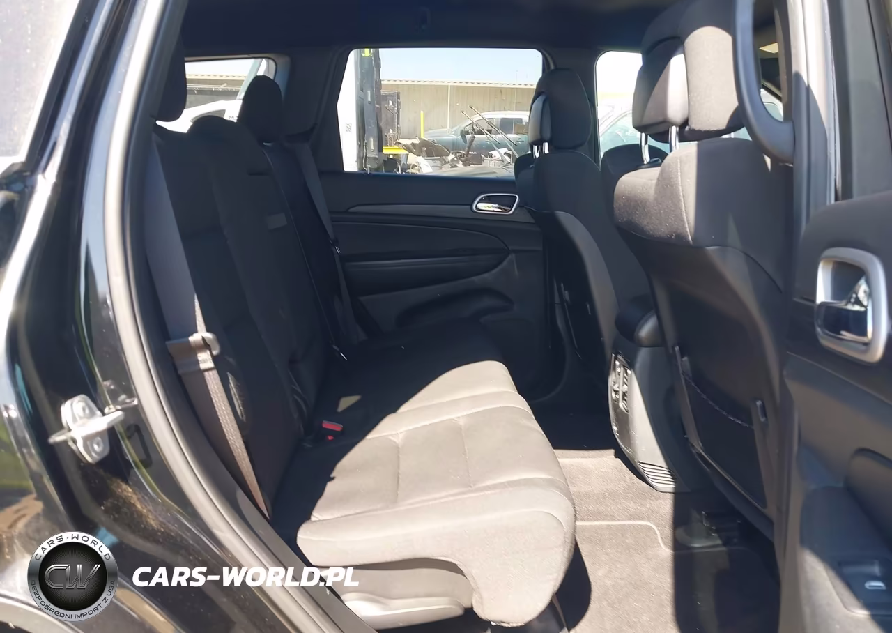 2019 Jeep Grand Cherokee Laredo E 4X2 VIN:1C4RJEAG3KC615169 - 8