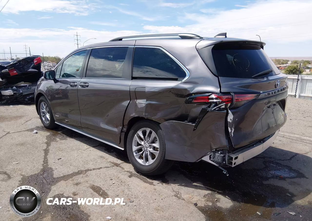 2021 Toyota Sienna Le VIN:5TDKRKEC7MS011111 - 3