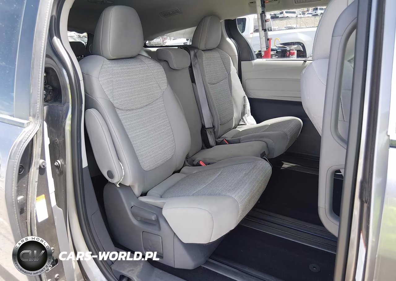 2021 Toyota Sienna Le VIN:5TDKRKEC7MS011111 - 8