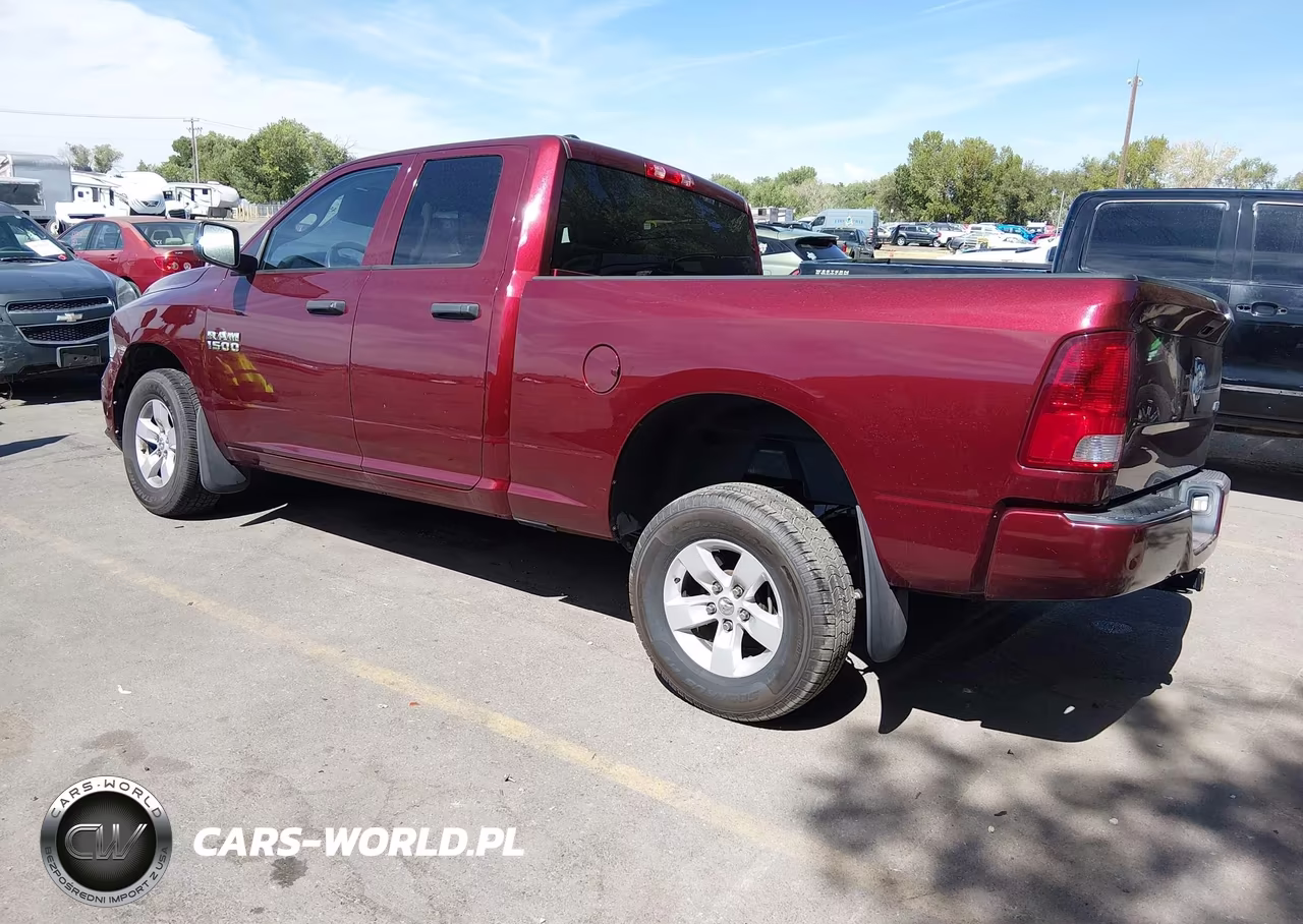 2018 Ram 1500 Express 4X4 6'4 Box VIN:1C6RR7FG5JS269974 - 3