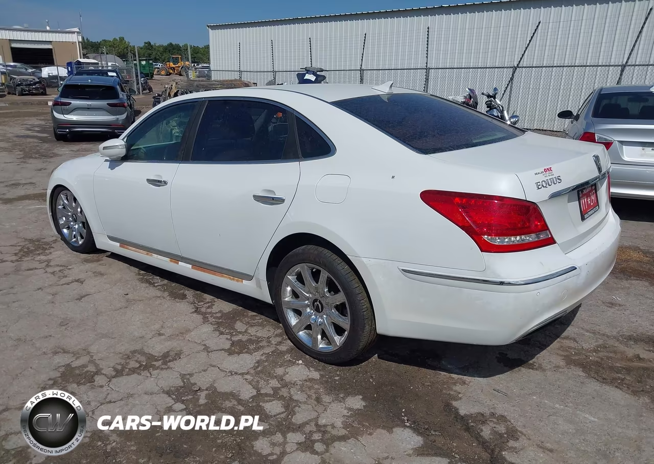 2012 Hyundai Equus Signature VIN:KMHGH4JH3CU053710 - 3