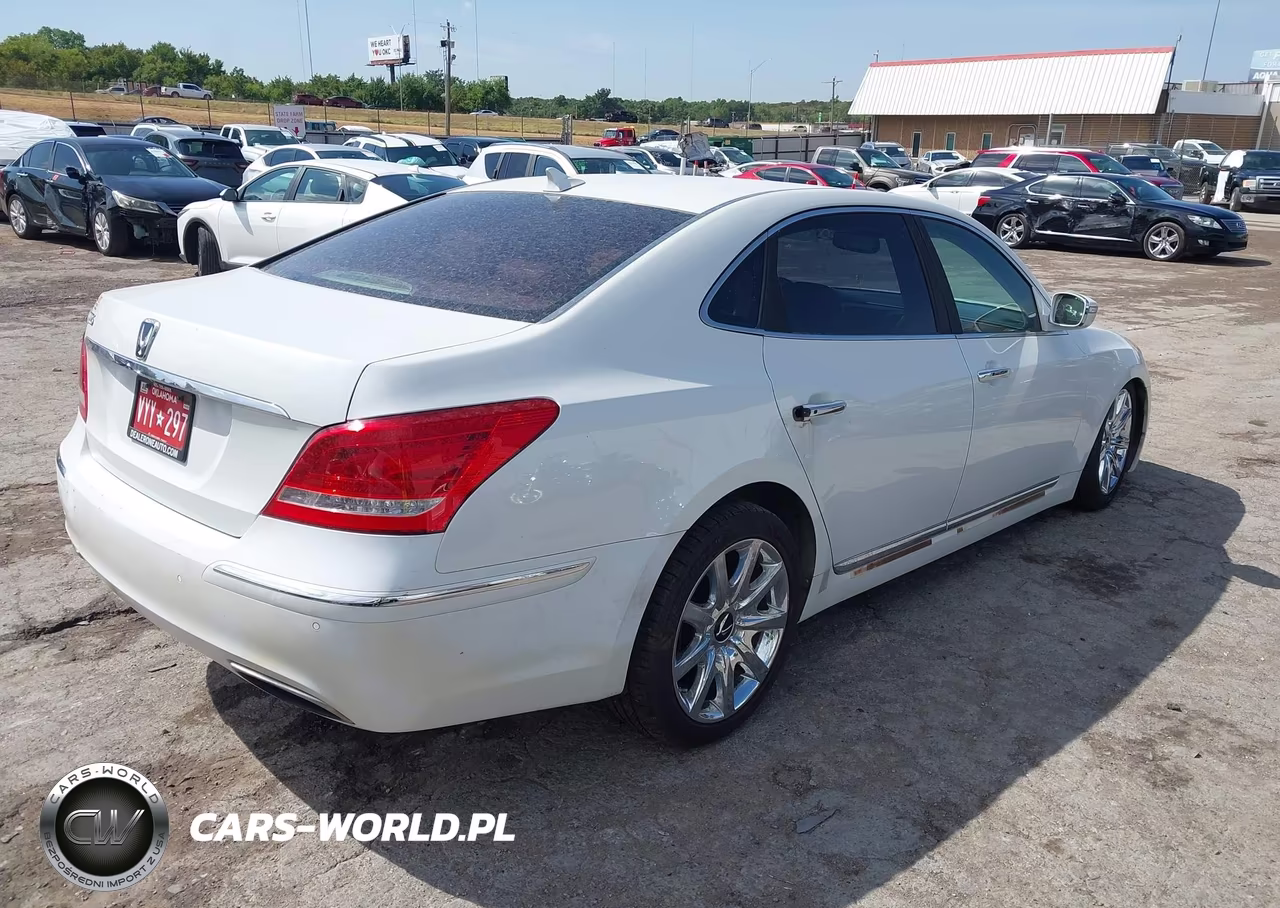 2012 Hyundai Equus Signature VIN:KMHGH4JH3CU053710 - 4