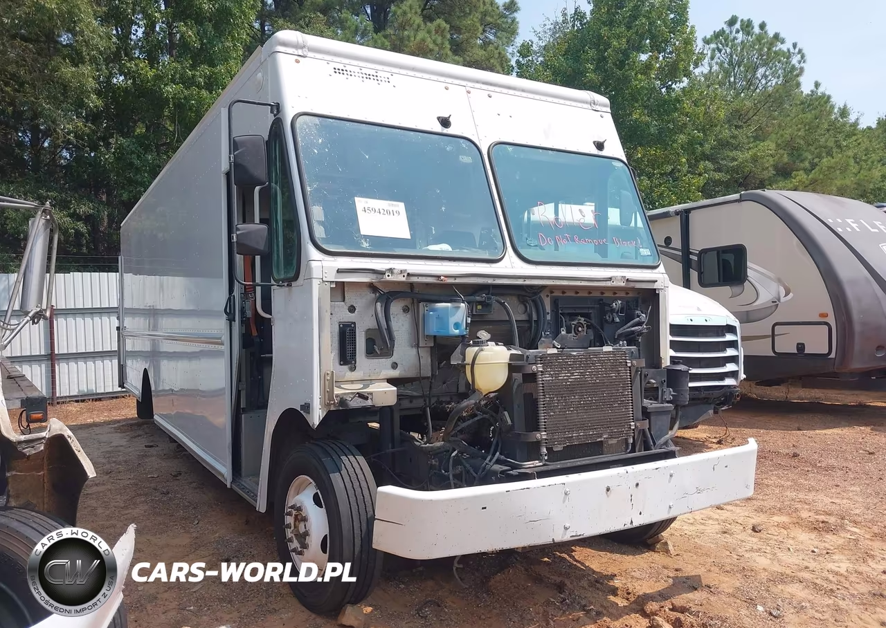 2016 Ford F-59 Commercial Stripped