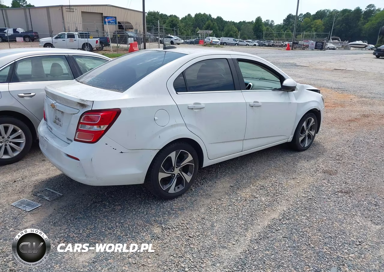 2017 Chevrolet Sonic Premier Auto VIN:1G1JF5SB6H4141179 - 4