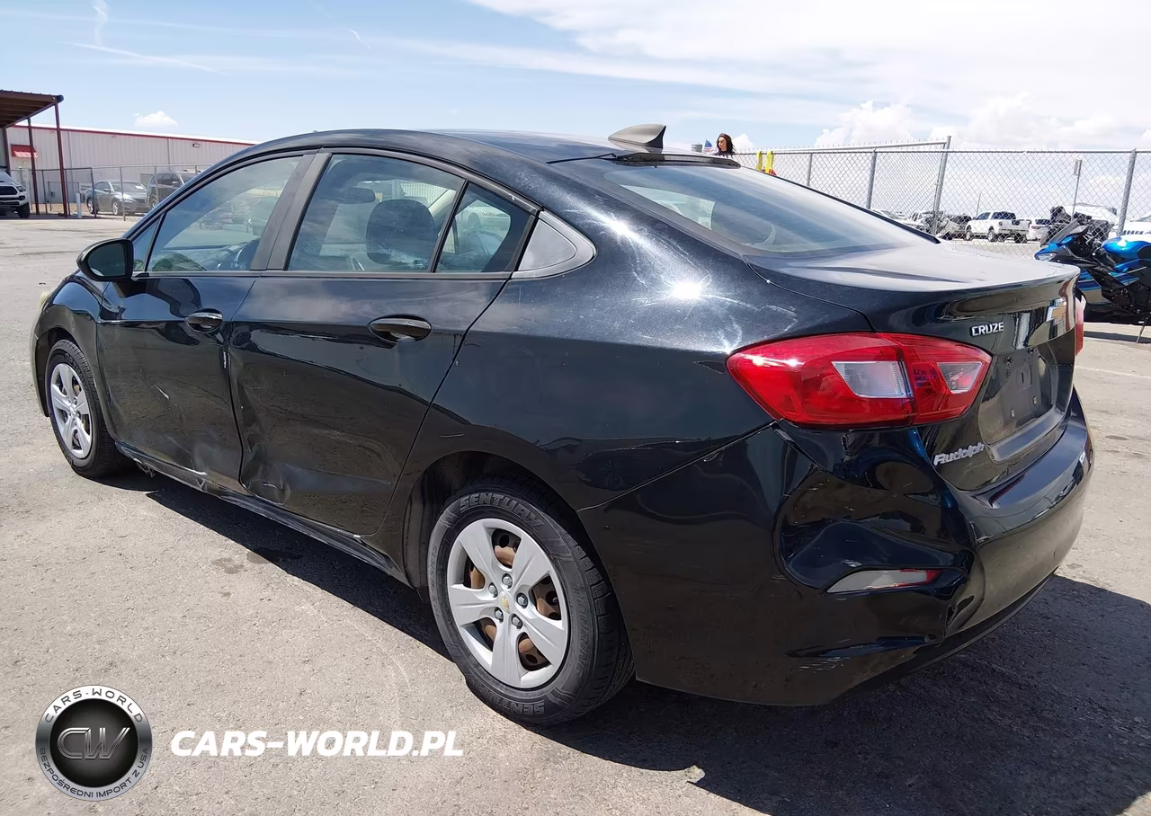 2018 Chevrolet Cruze Ls Auto VIN:1G1BC5SM7J7192838 - 3