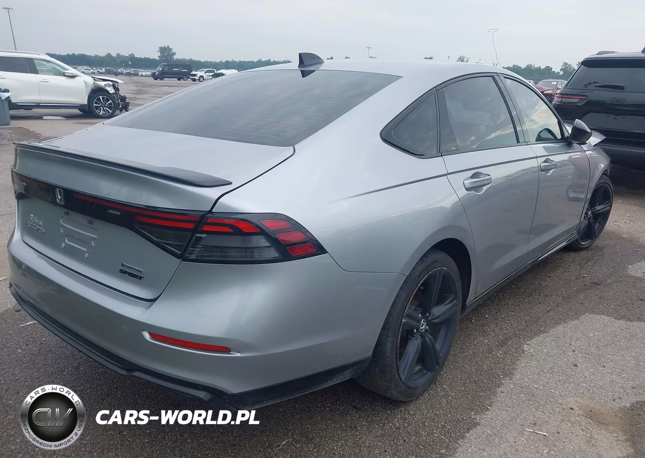 2023 Honda Accord Hybrid Sport-L VIN:1HGCY2F72PA024635 - 4