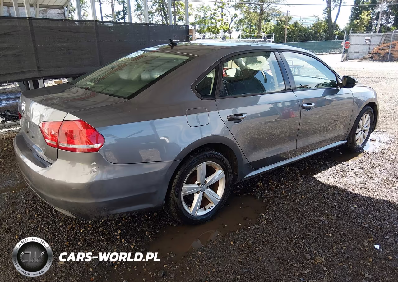 2012 Volkswagen Passat S VIN:1VWAP7A38CC015850 - 4