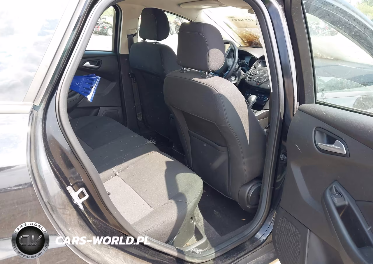 2018 Ford Focus Se VIN:1FADP3K25JL213609 - 8